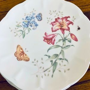 11” plate. Lenox Butterfly Meadow Collection
